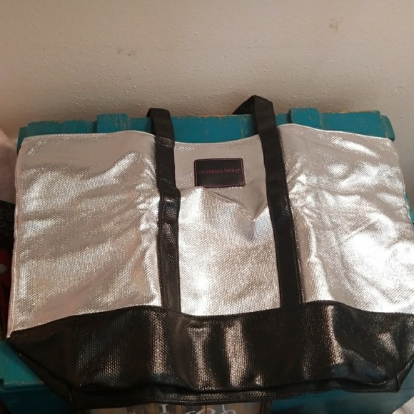 SOLD - Picture 3 of 4